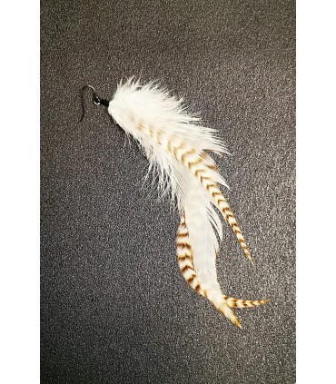 Boucle d'oreille unique en plumes naturelles