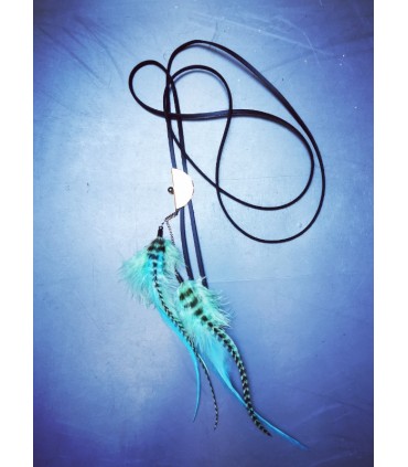 Sautoir en plumes naturelles, collection Acapulco