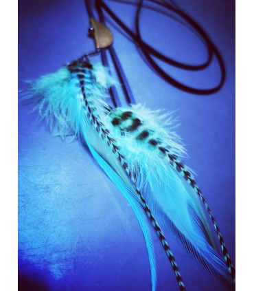 Sautoir en plumes naturelles, collection Acapulco